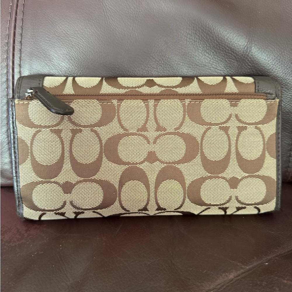 Authentic Coach Patchwork Tote Bag With Leather S… - image 5